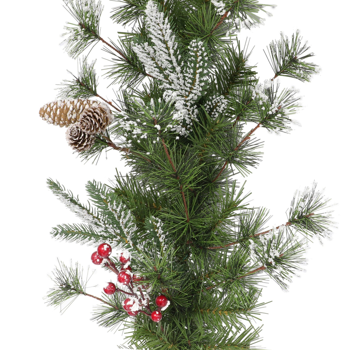 24" PE/PVC Decorated Wreath, 200 Tips, Pine Cones & Berries