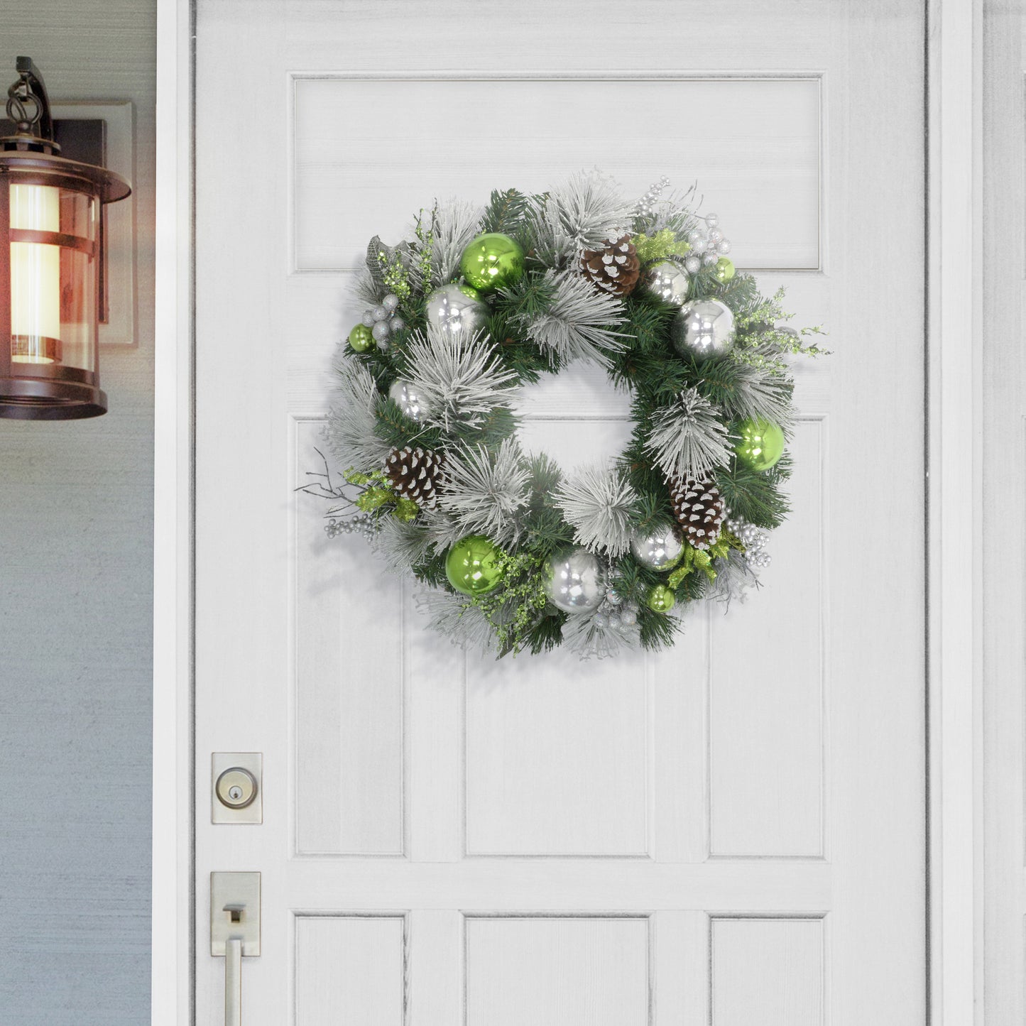 24" Decorated Aritficial Wreath - Flocked