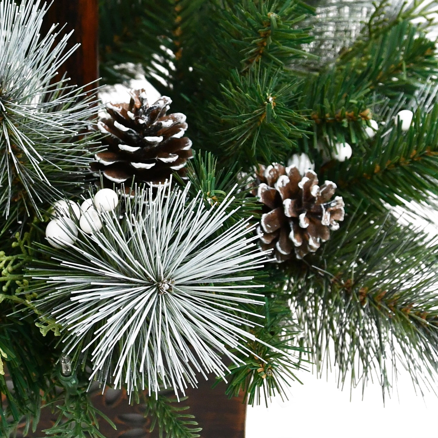 4' Pre-Lit Christmas Lamp Post with 35 Clear UL-Listed lights
