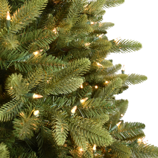 Pre-Lit 7.5' Westford Spruce Artificial Christmas Tree with 700 Lights, Green