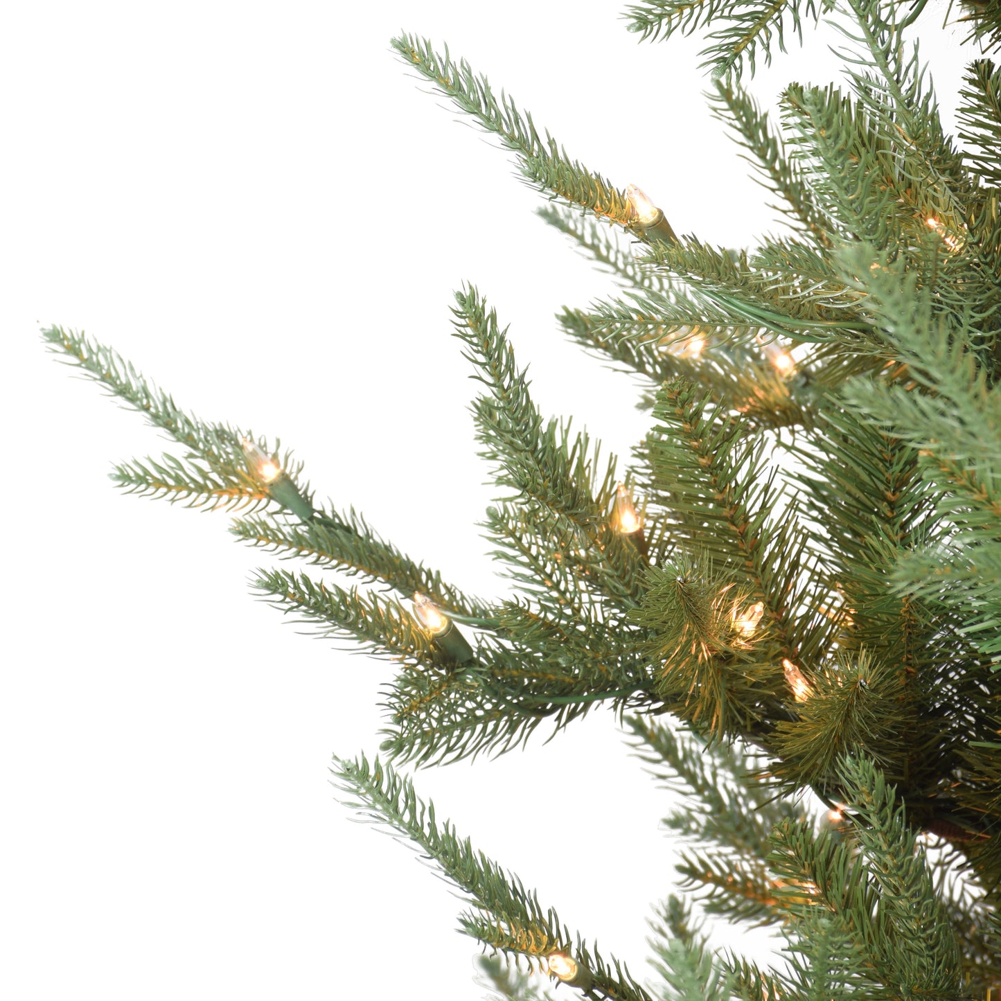 Pre-Lit 7.5' Hillside Spruce Artificial Christmas Tree with 450 Lights, Green