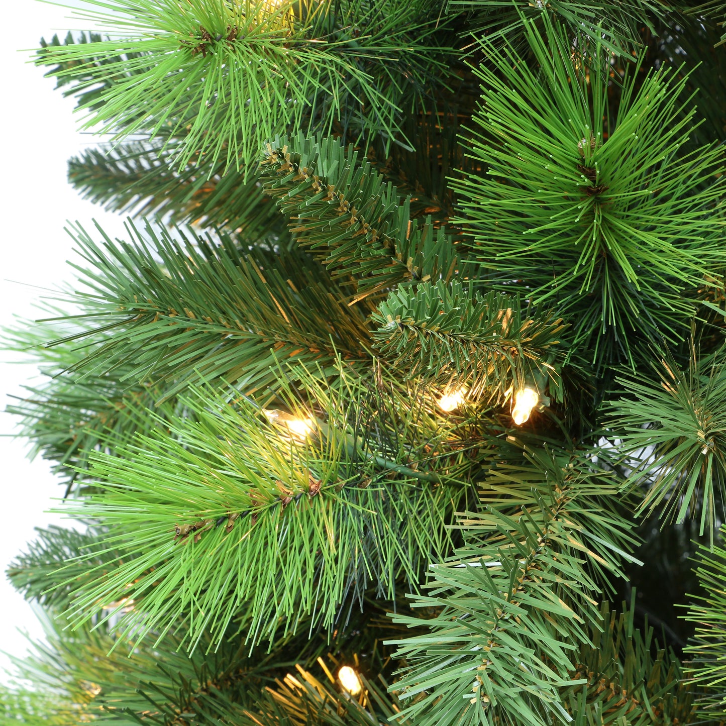 Pre-Lit 6.5' Adirondack Pine Artificial Christmas Tree with 250 Lights, Green